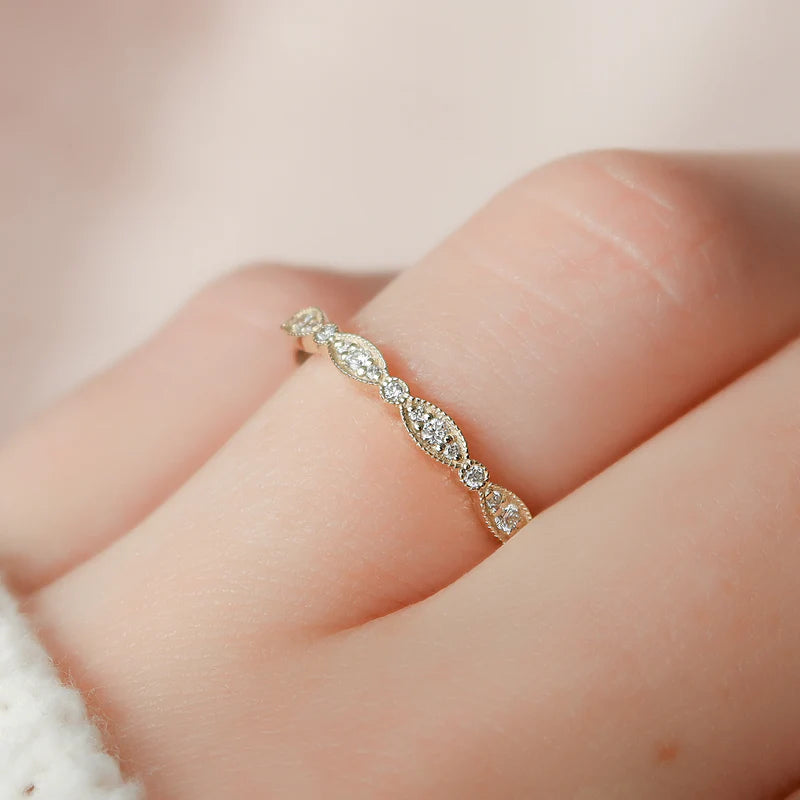Round Lab grown Diamond Vintage Wedding Band