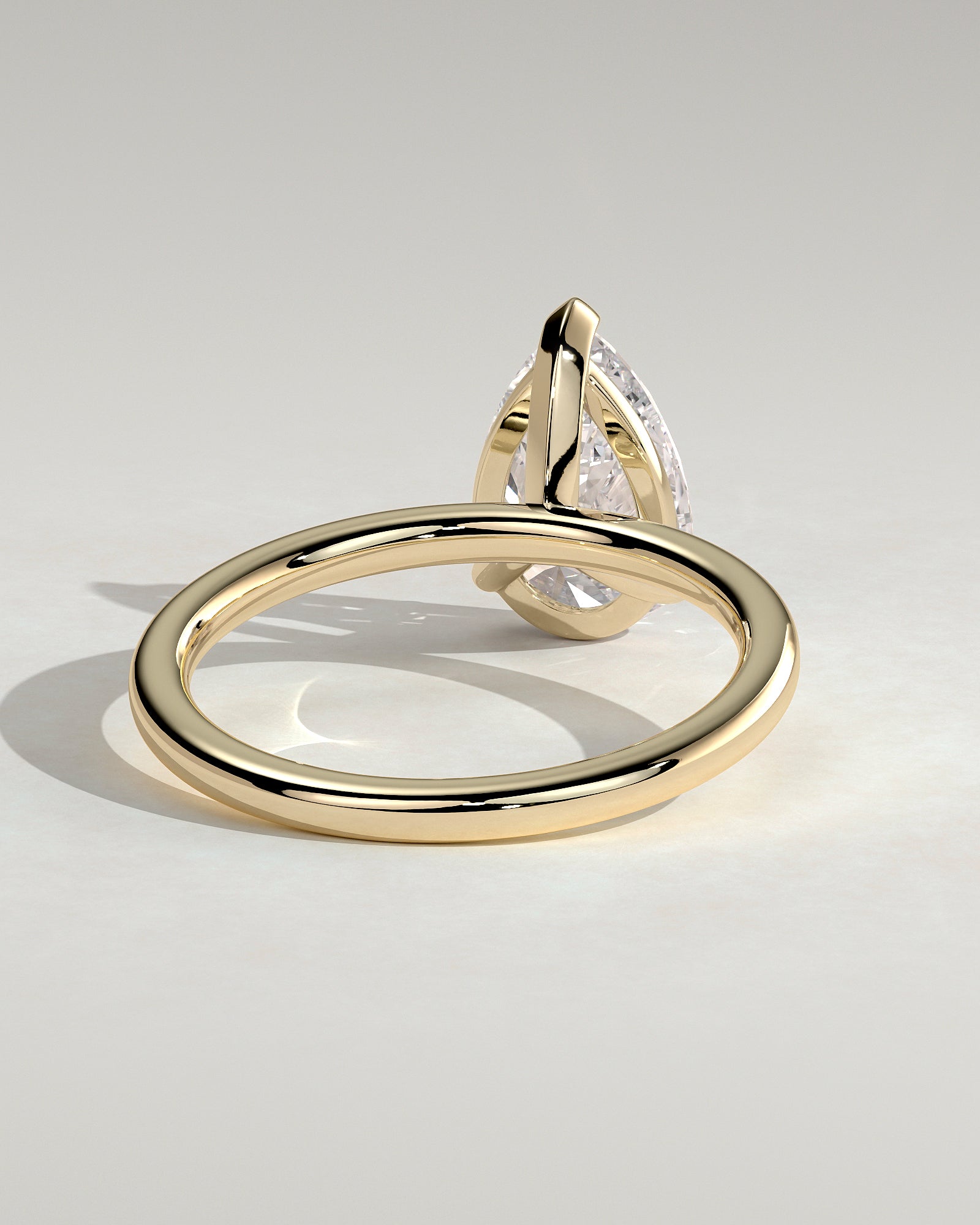 2.0CT Pear Lab Grown Diamond 3 Claw Prongs Solitaire Engagement Ring