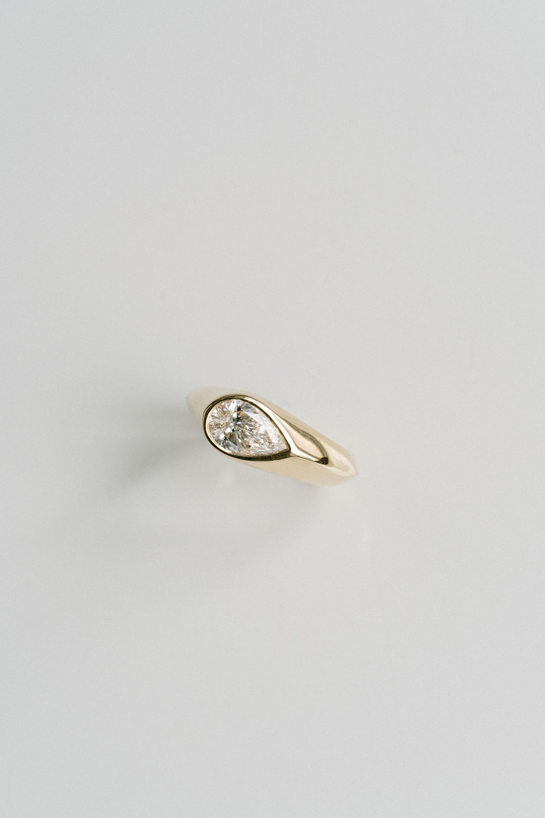 1.0CT Pear Shape Lab Grown Diamond Knife-Edge Signet Ring