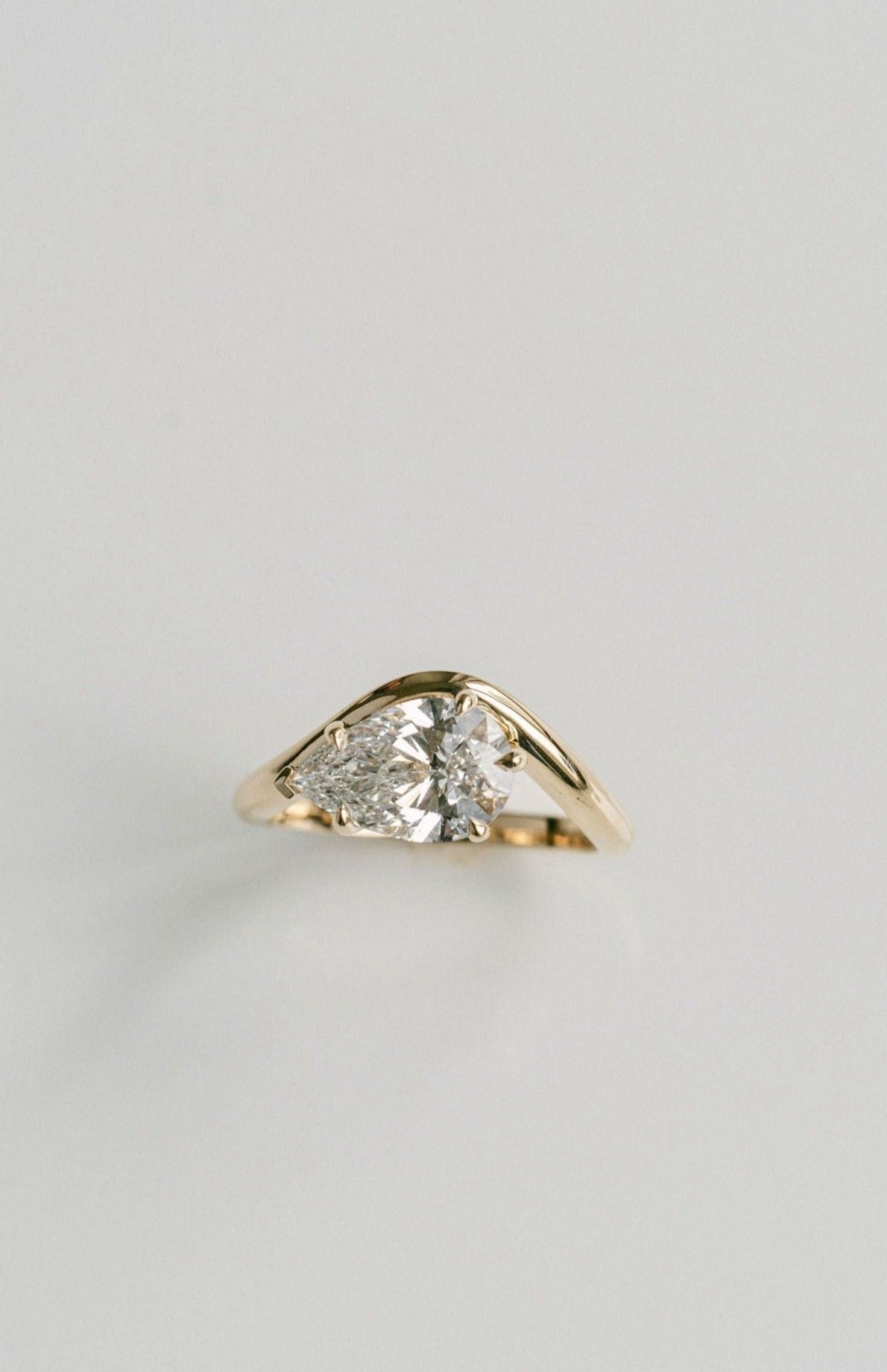 2.0CT Pear Lab Grown Diamond Wave Curved Band Engagement Ring