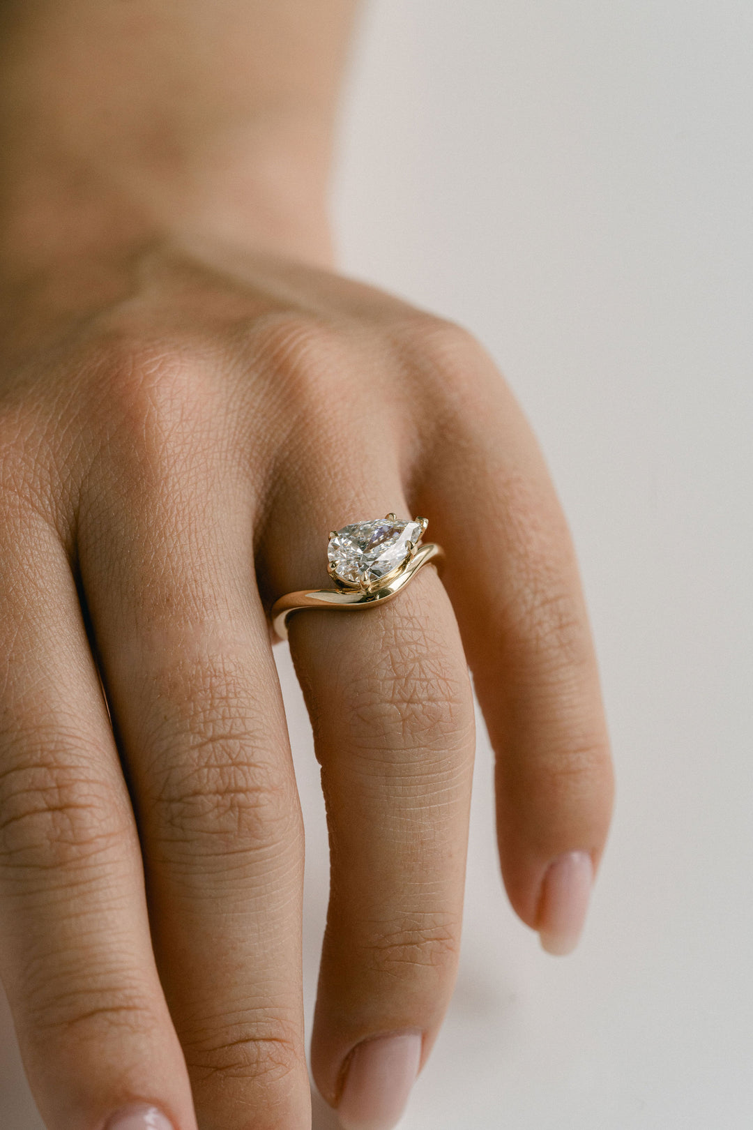2.0CT Pear Lab Grown Diamond Wave Curved Band Engagement Ring