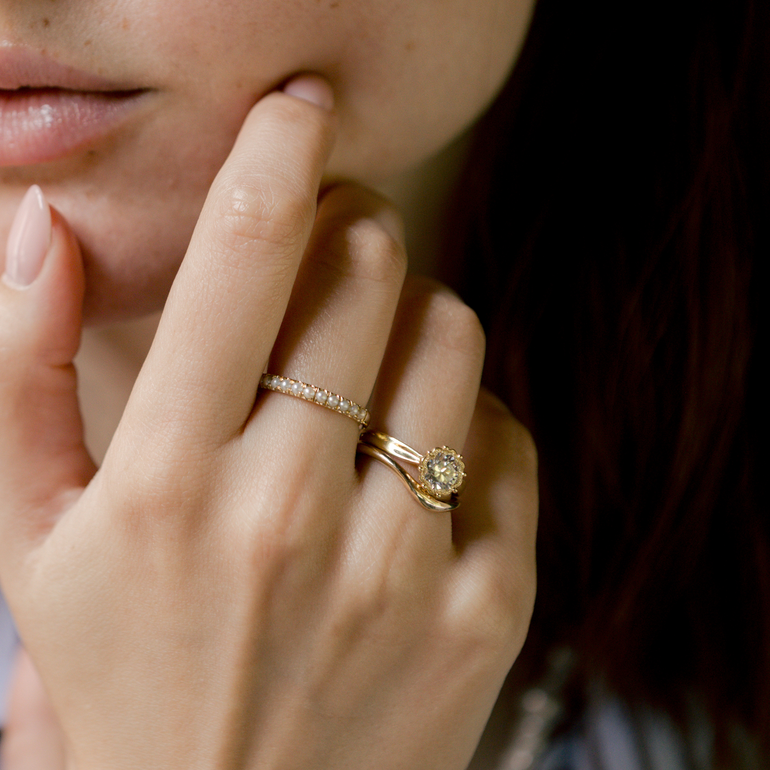 14K Solid Gold Round Lab Grown Diamond Contour Band