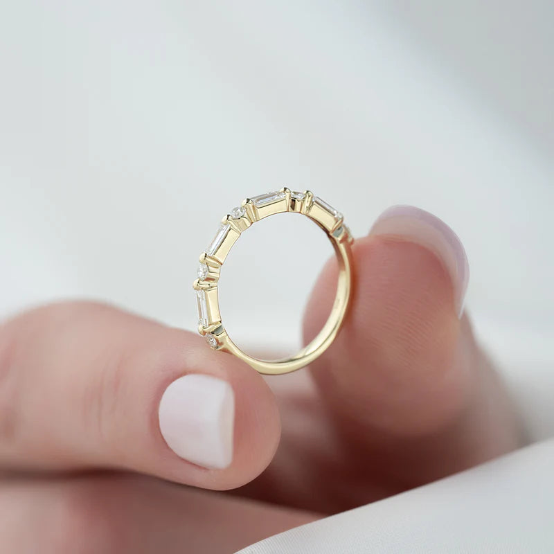 Round And East West Emerald Lab grown Diamond Floating Bubble Wedding Band