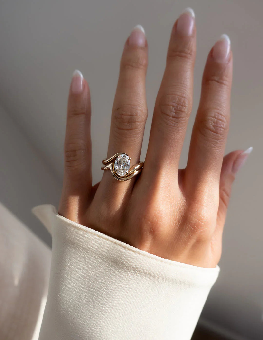 2.0CT Oval Lab Grown Diamond Unique Ring With Matching Curved Band