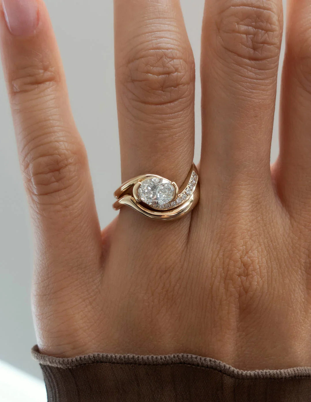 1.0CT Half Bezel Set Oval Lab Grown Diamond Unique Ring With Band