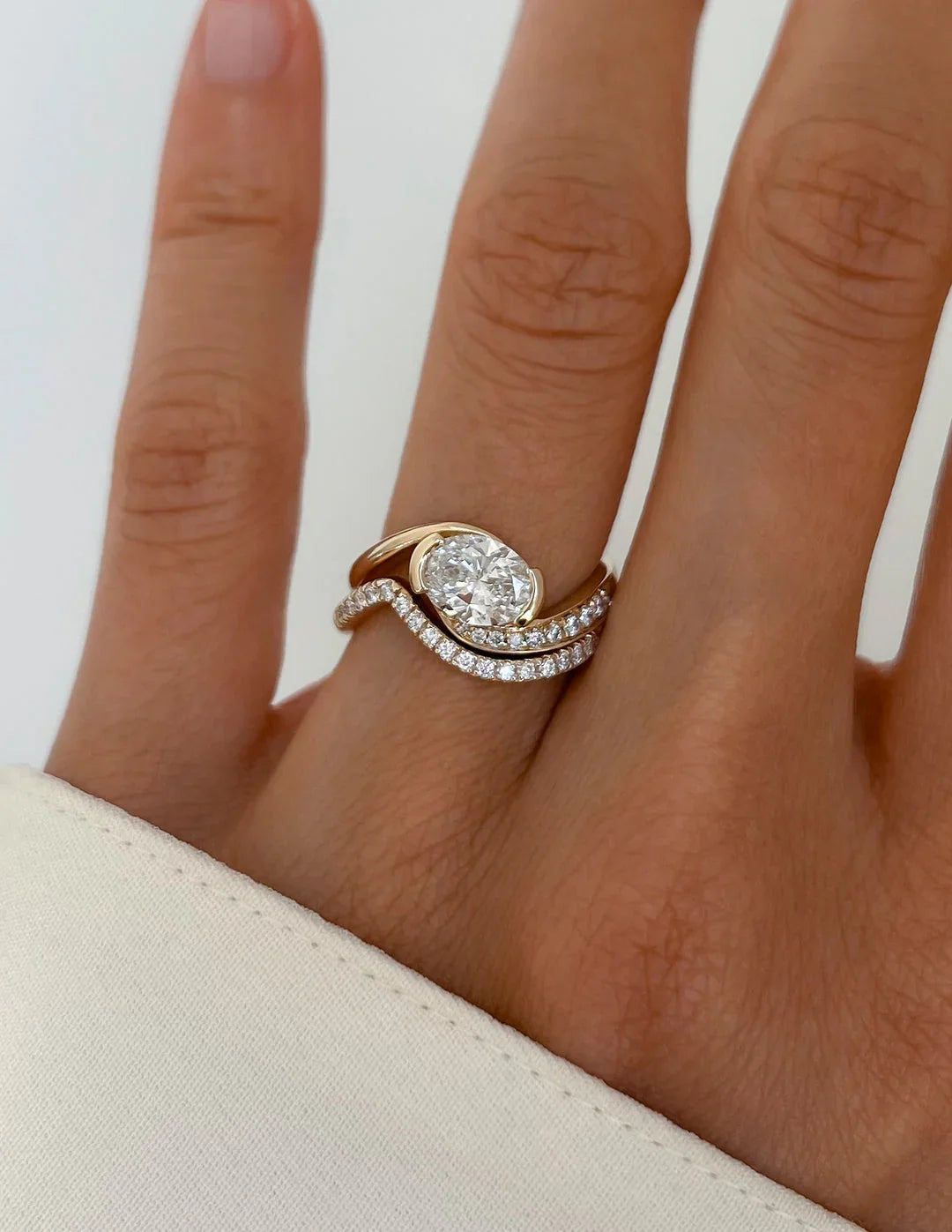 1.0CT Oval Lab Grown Diamond By Pass Unique Ring With Band