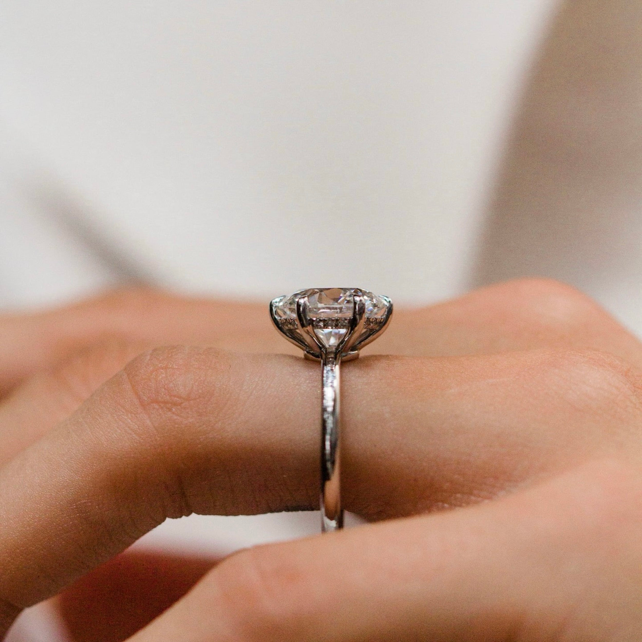 2.0CT-4.0CT Round Lab Grown Diamond Hidden Halo Engagement Ring