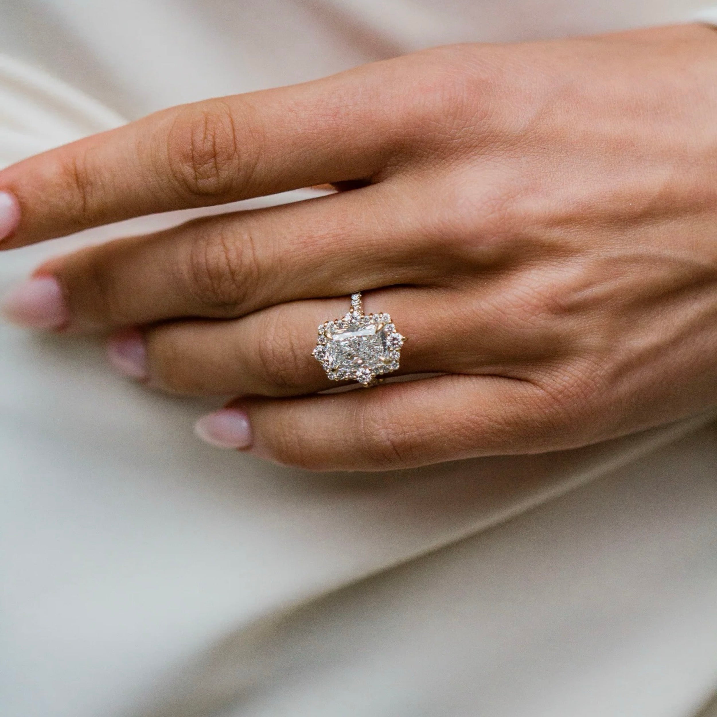 1.50CT-3.50CT Radiant Lab Grown Diamond Halo Pave Engagement Ring
