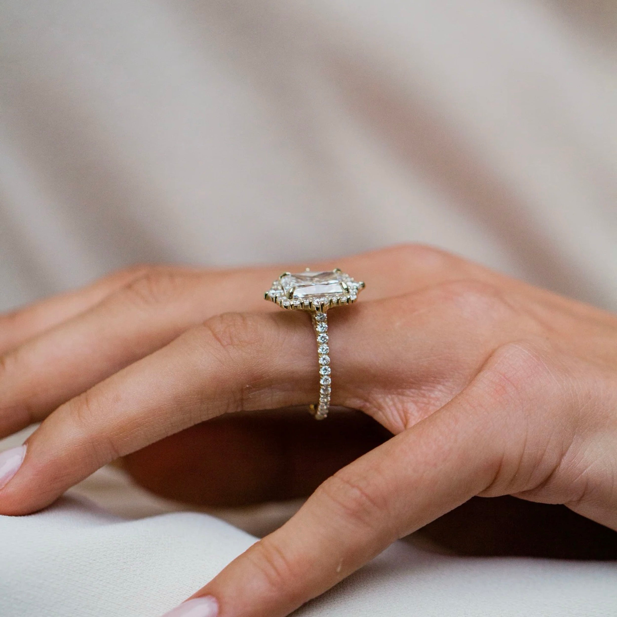 1.50CT-3.50CT Radiant Lab Grown Diamond Halo Pave Engagement Ring