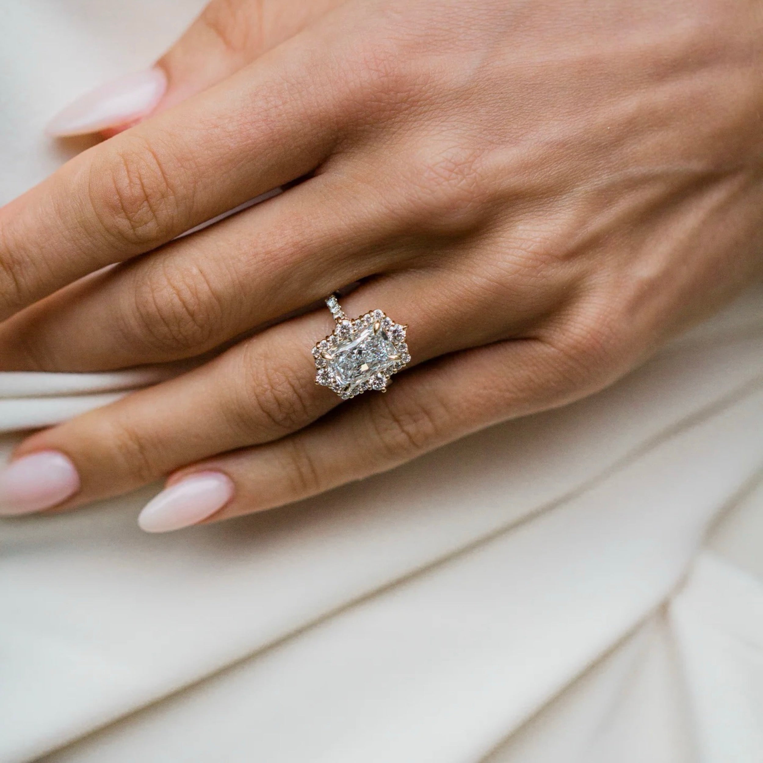 1.50CT-3.50CT Radiant Lab Grown Diamond Halo Pave Engagement Ring