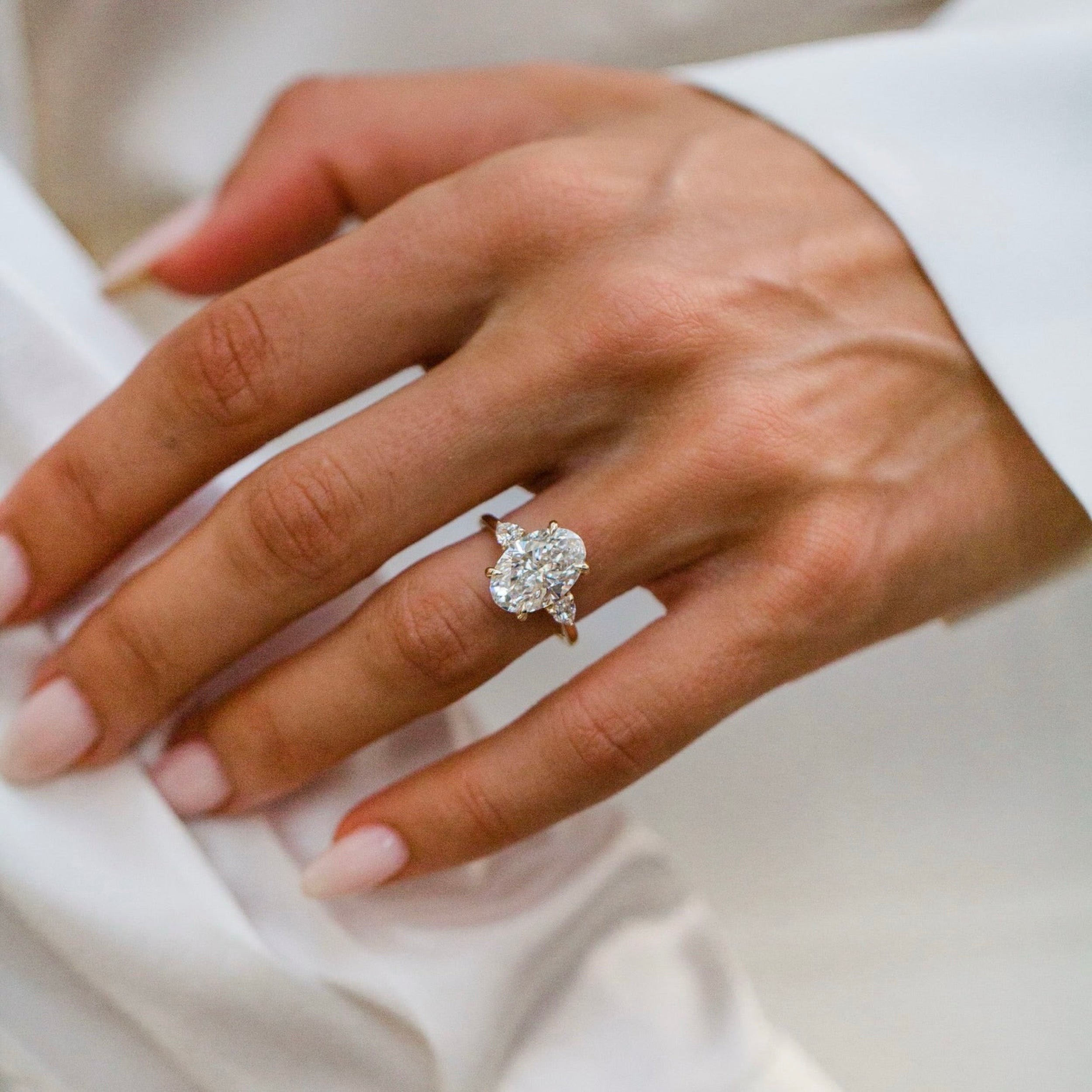 2.0CT-4.0CT Oval Lab Grown Diamond Three Stone Engagement Ring