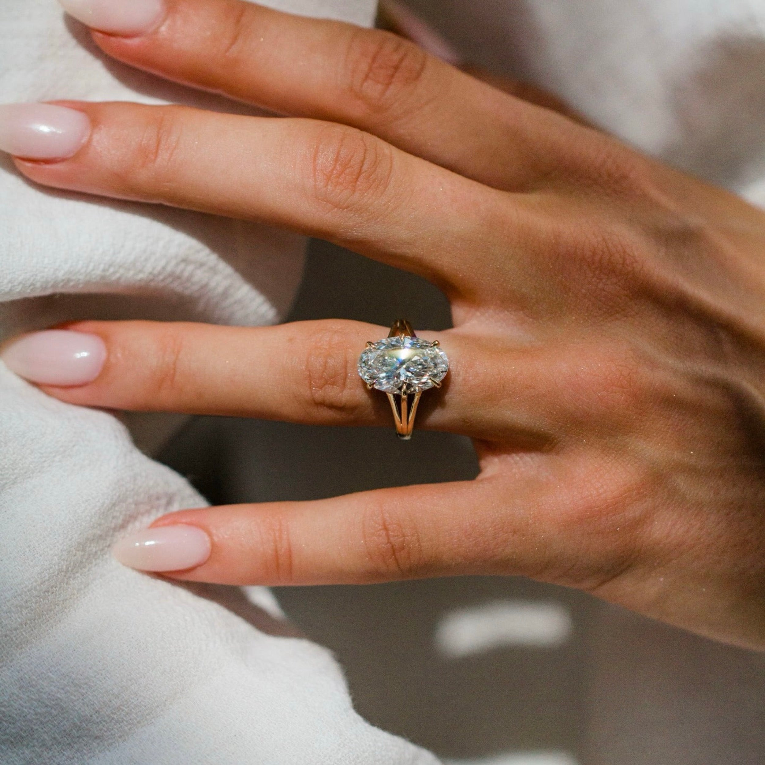 3.0CT-5.0CT Oval Lab Grown Diamond Split Shank Engagement Ring