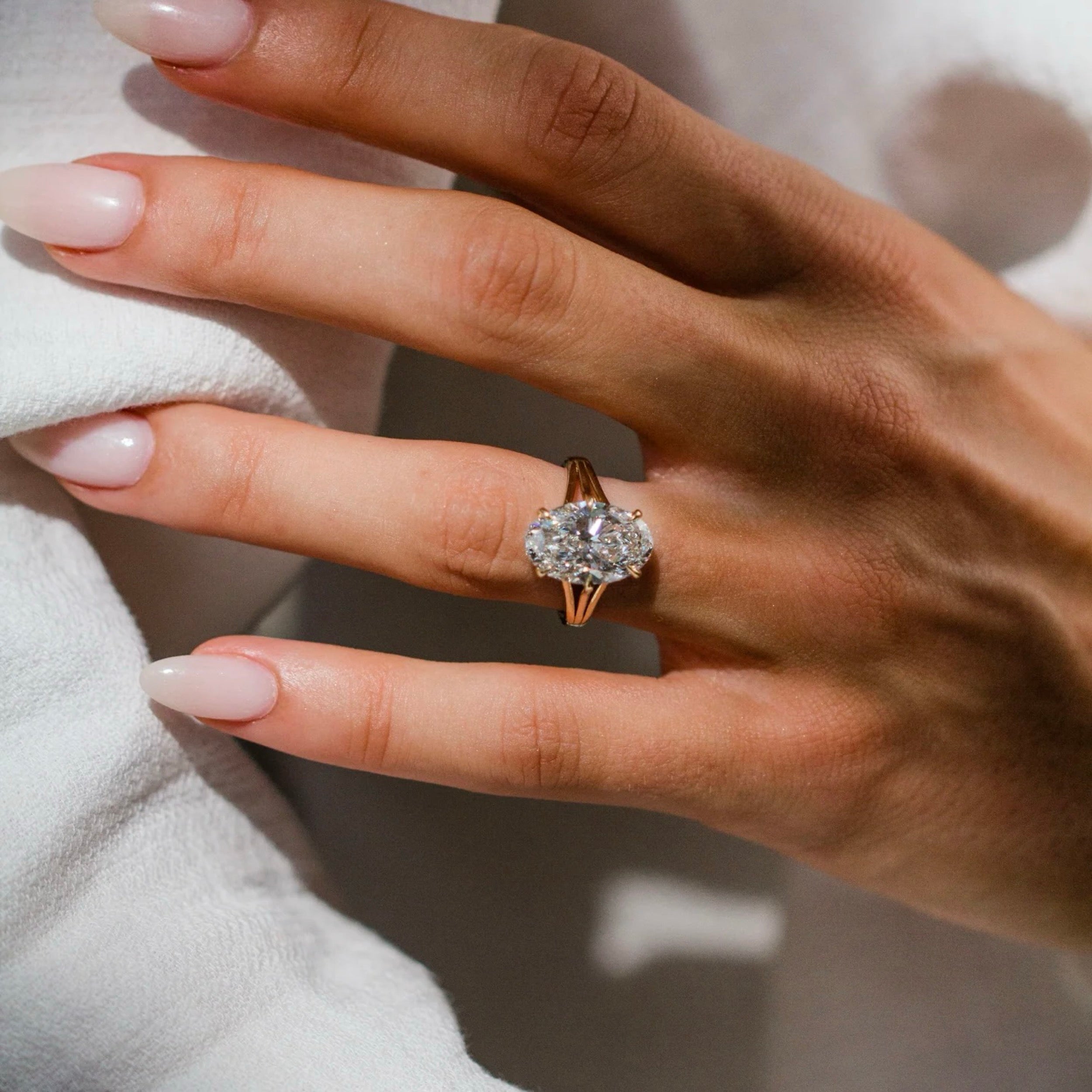 3.0CT-5.0CT Oval Lab Grown Diamond Split Shank Engagement Ring
