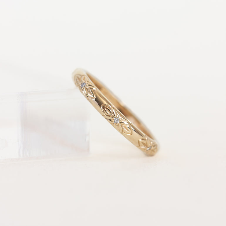 Floral Engraved Flush Set Round Lab Grown Diamond Wedding Band