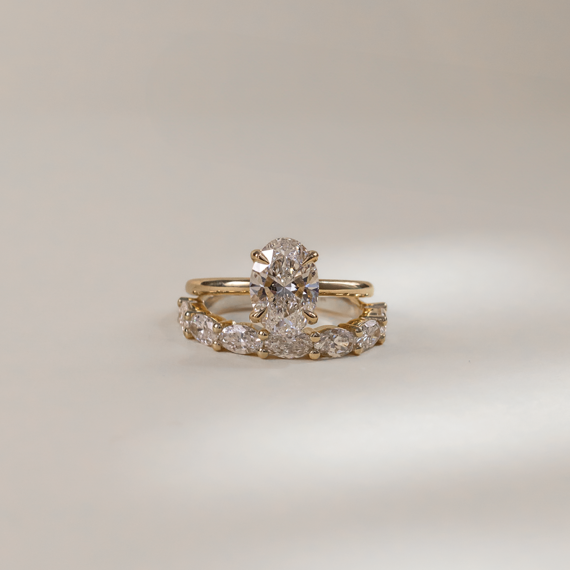 The Luise Ring® - Oval Solitaire