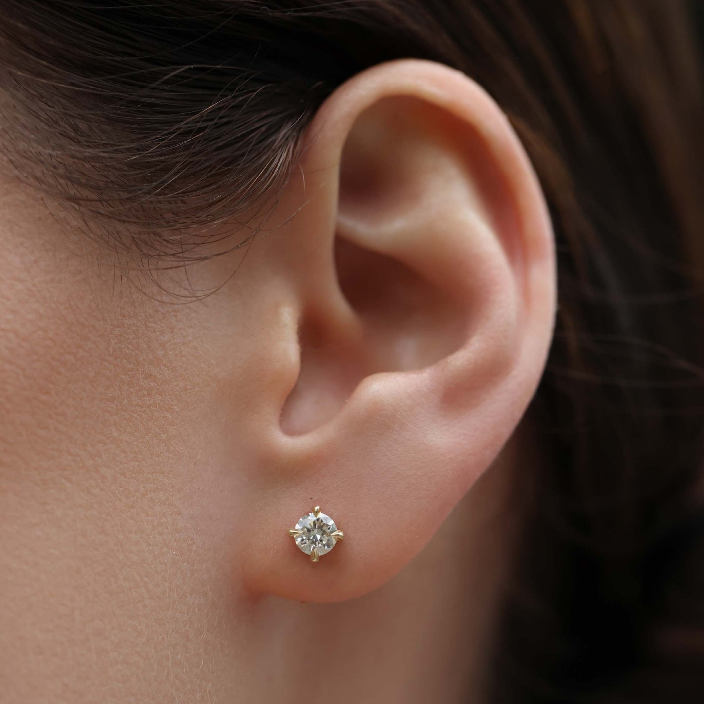 Round Lab Grown Diamond Stud Earrings