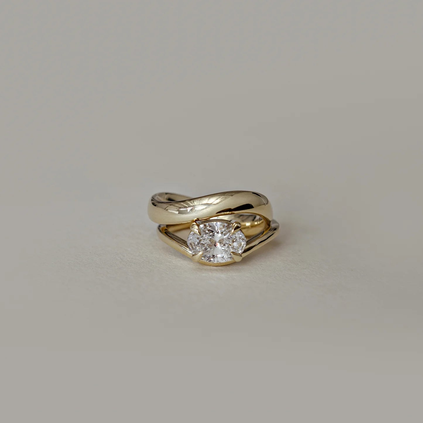 2.0CT East West Oval Lab Grown Diamond Curved Solitaire Unique Engagement Ring