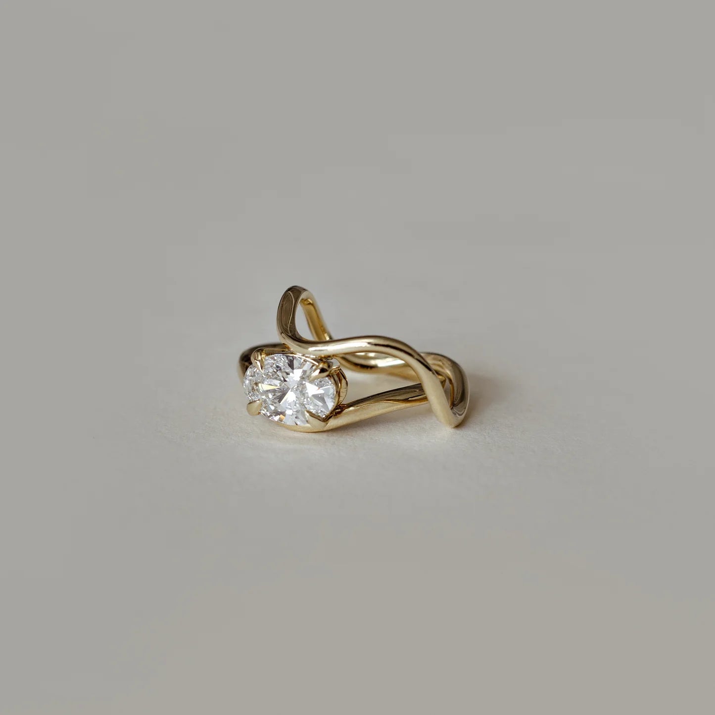 2.0CT East West Oval Lab Grown Diamond Curved Solitaire Unique Engagement Ring