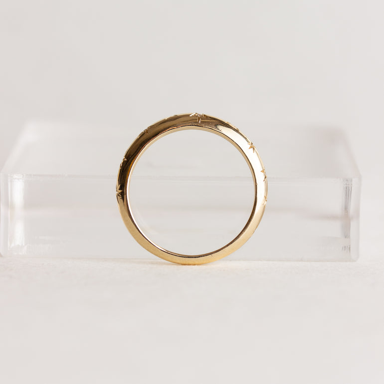 Star Flush Set Round Lab Grown Diamond Wedding Band