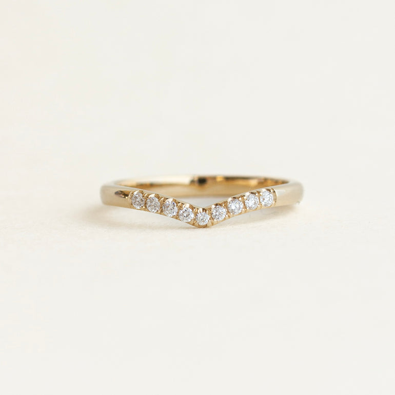 Round Lab Grown Diamond V Shape Curved Chevron Band