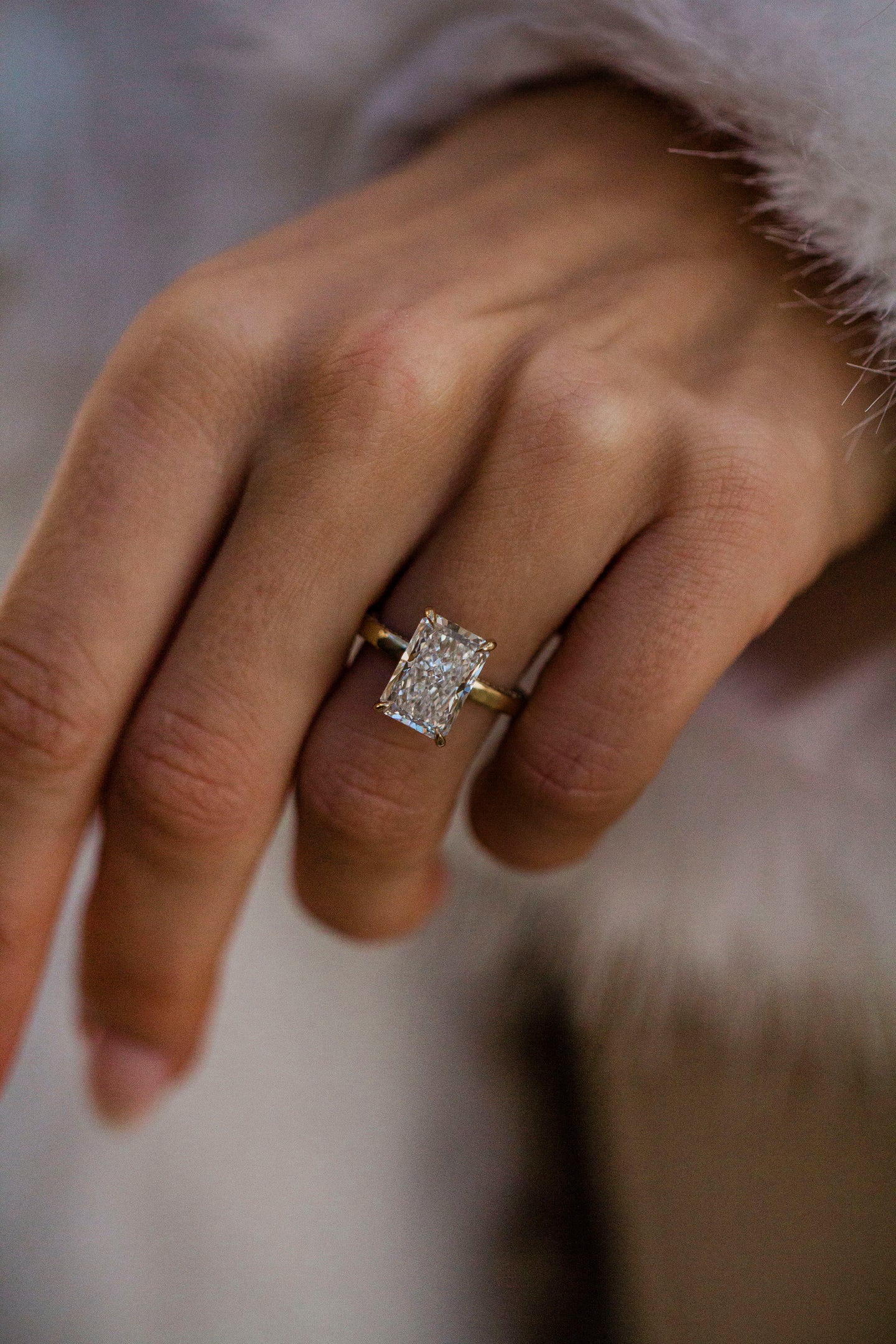 2.0CT-4.0CT Radiant Lab Grown Diamond Hidden Halo Engagement Ring