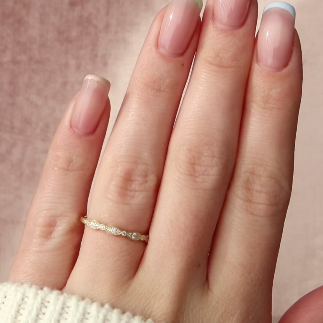 Round Lab grown Diamond Vintage Wedding Band